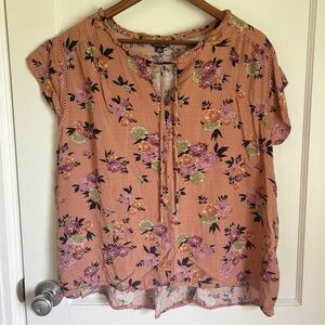 Buffalo David Bitton Mauve Floral Print Short Sleeve Blouse